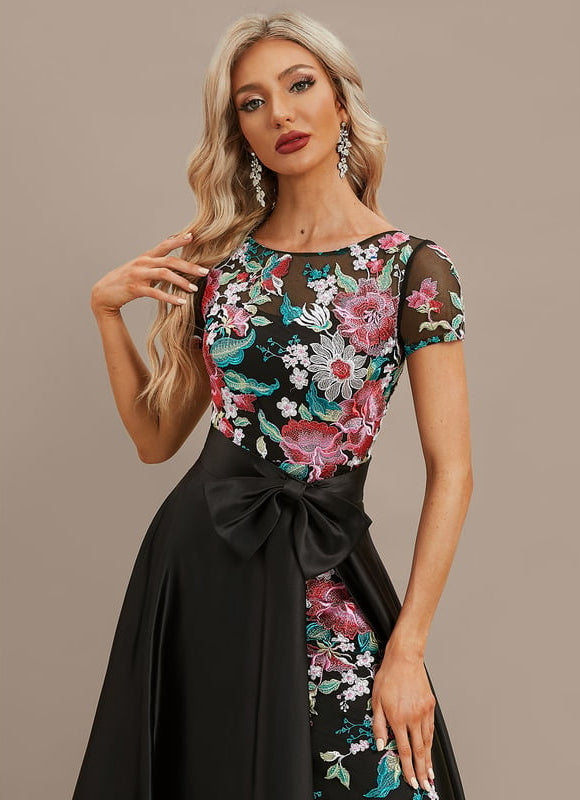 Robe Chic Noir Floral Satin - gallery 1