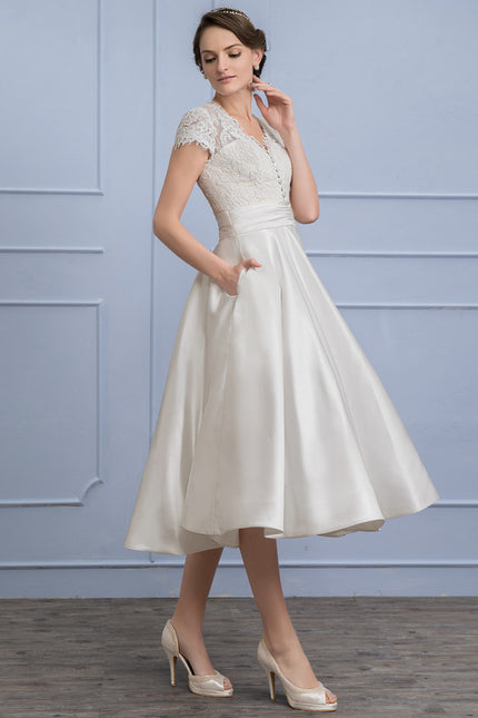 Robe Chic Blanche Satin Dentelle Volants - gallery 2