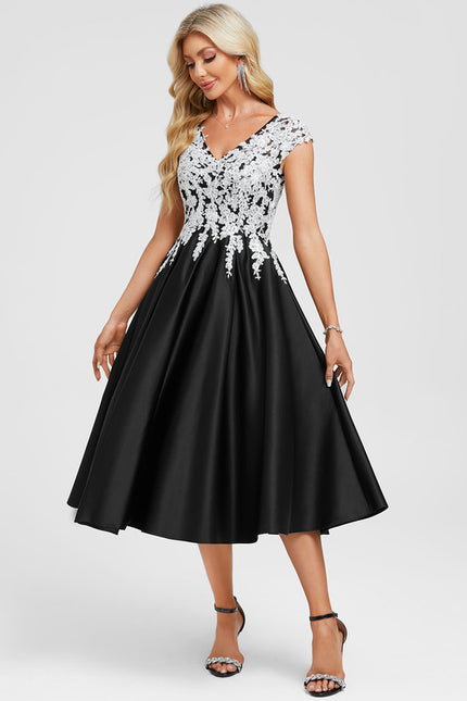 Robe Chic Satinée À Dentelle - gallery 4