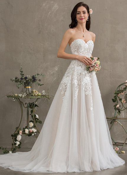 Robe Chic Blanc Élégant Avec Traîne