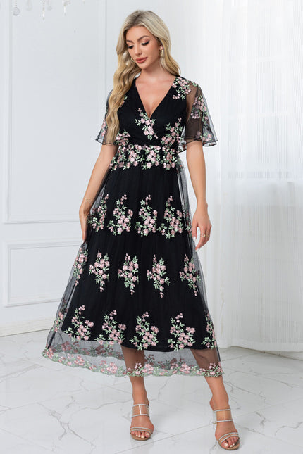 Robe Chic Brodée Élégante - gallery 6