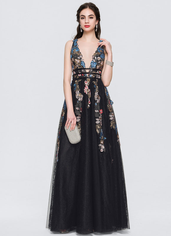 Robe Chic Gala Brodée - gallery 1