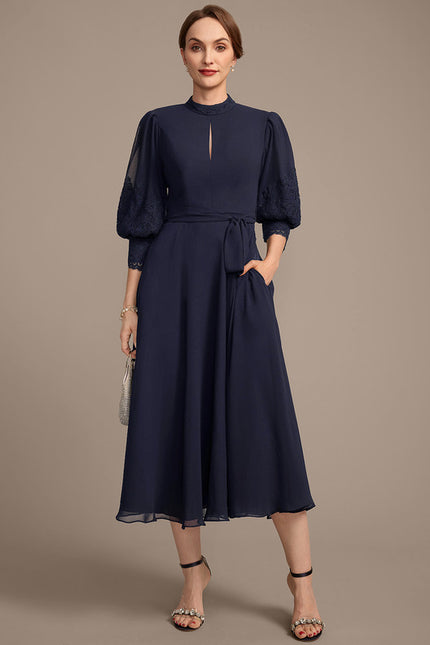 Robe Chic Bleu Marine Dentelle Élégante