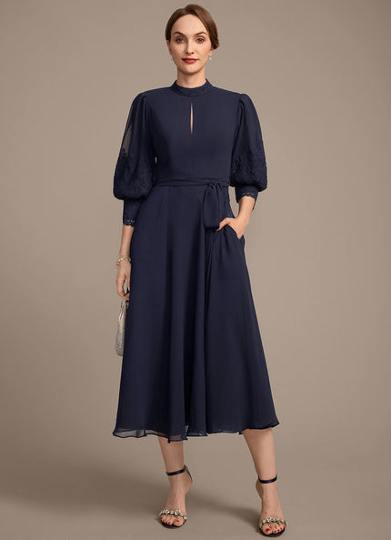 Robe Chic Bleu Marine Dentelle Élégante