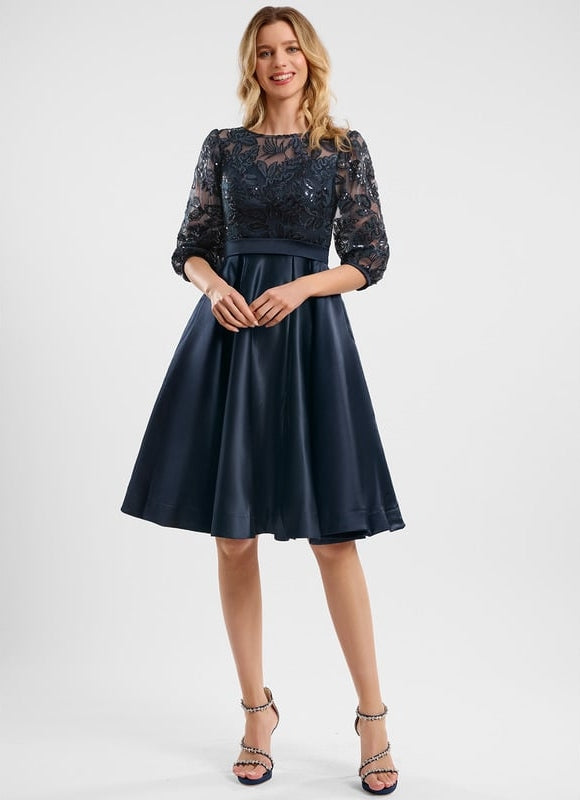 Robe Chic Satinée Étoilée - gallery 1