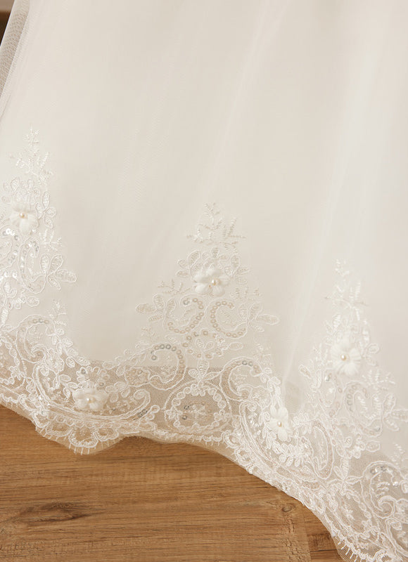 Robes De Mariage Robe Blanche Chic Et Élégante - gallery 5