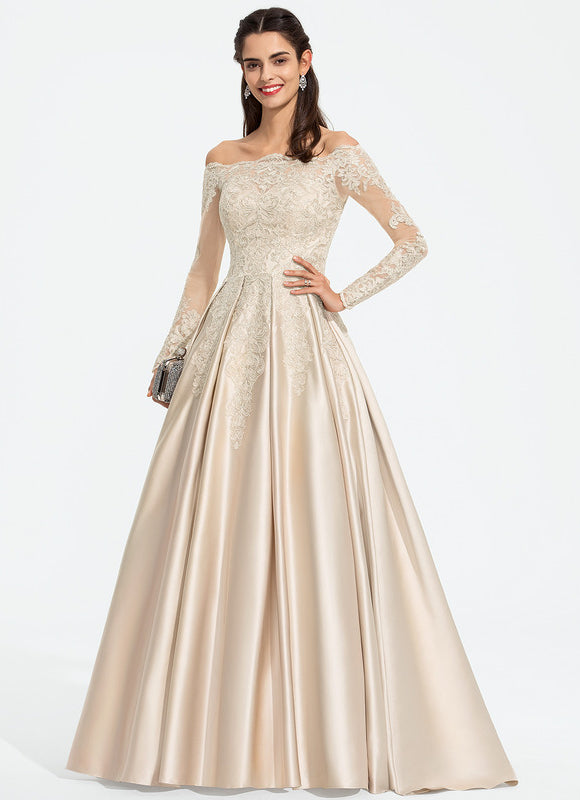 Robe Chic Nude Satin Traîne Bride - gallery 4