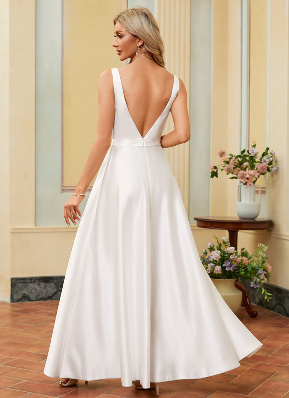 Robe Chic Blanche Satin Col V - gallery 3