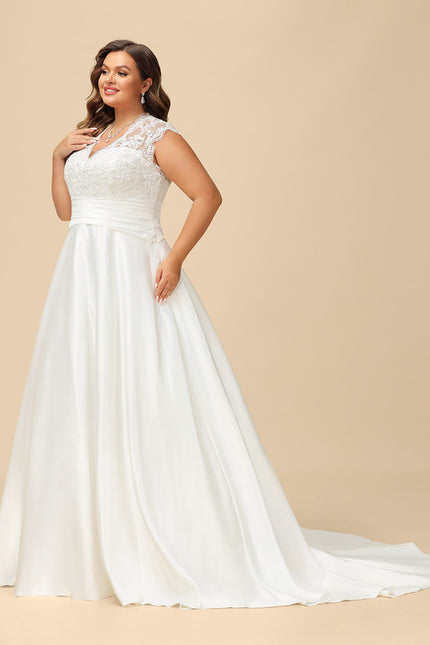 Robe Chic Blanche En Satin Avec Traîne - gallery 7