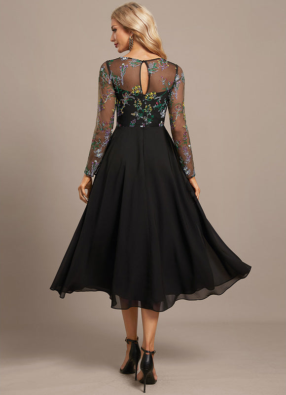 Robe Chic Élégance Florale Noir - gallery 6