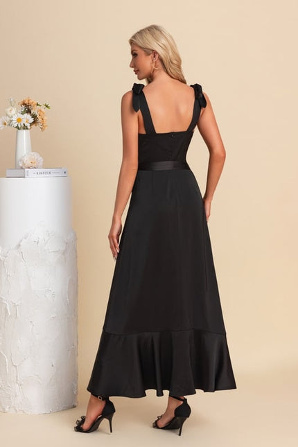 Robe Chic Satin Noir Ajustée - gallery 4