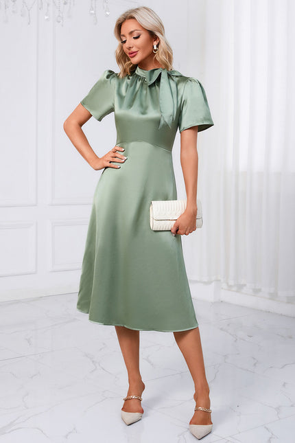 Robe Chic Satin Vert Doux