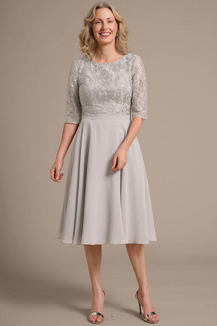 Robe Chic Grise Aérée