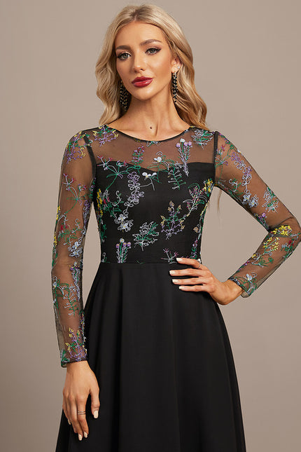 Robe Chic Élégance Florale Noir - gallery 1