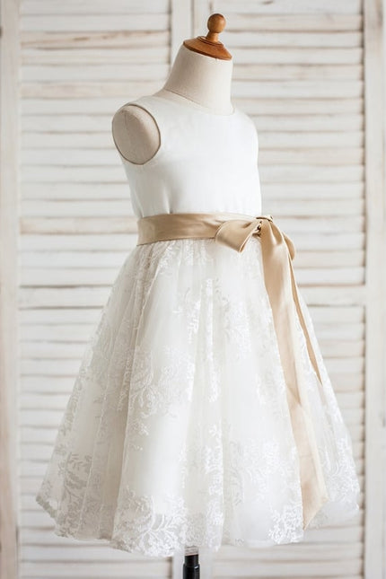 Robe Chic Beige Satin Dentelle Fille - gallery 1