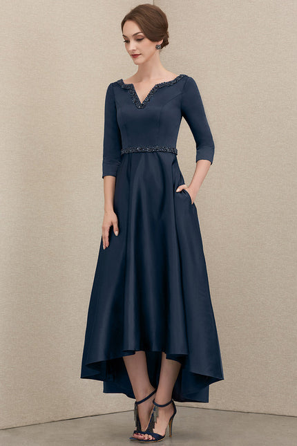 Robe Chic Élégance Satinée Moderne