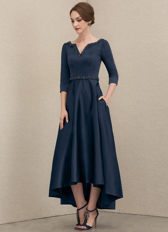 Robe Chic Élégance Satinée Moderne