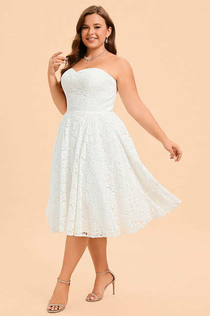 Robe Chic Dentelle Courte - gallery 6