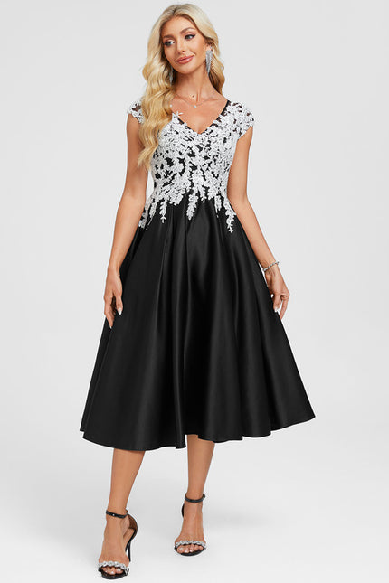 Robe Chic Satinée À Dentelle - gallery 2