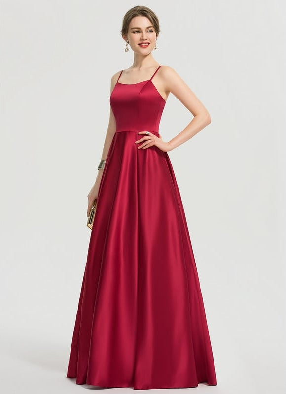 Robe Chic Mystère Élégant - gallery 1