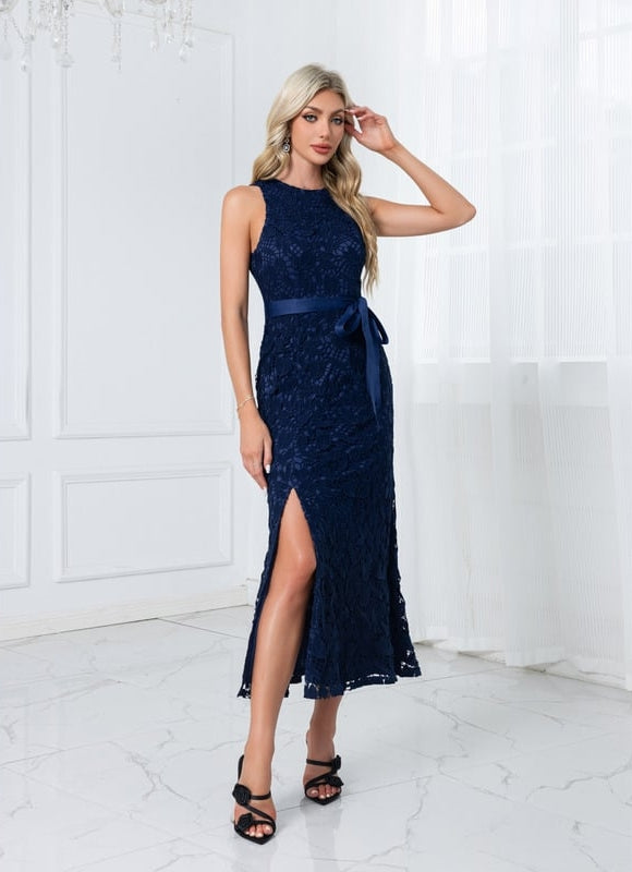 Robe Chic Dentelle Marine Élégante