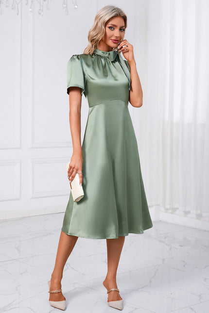 Robe Chic Satin Vert Doux - gallery 3
