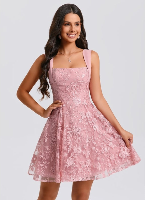 Robe Chic Rose Brodée - gallery 4