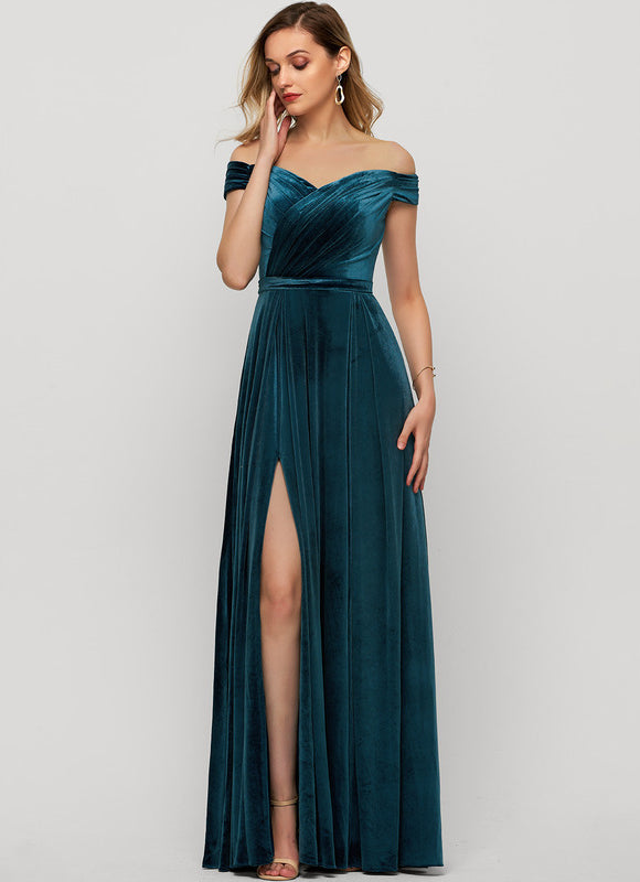 Robe Chic Velours Azur Révélateur