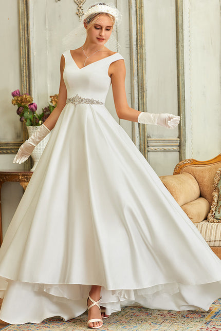 Robe Chic Blanche Satin Col V - gallery 1