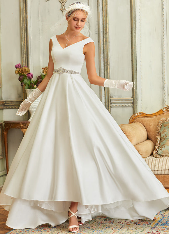 Robe Chic Blanche Satin Col V - gallery 1