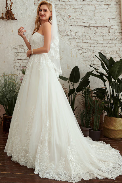 Robe Chic Blanche En Tulle Dentelle - gallery 3