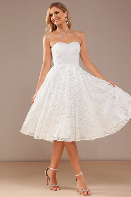 Robe Chic Dentelle Courte - gallery 3