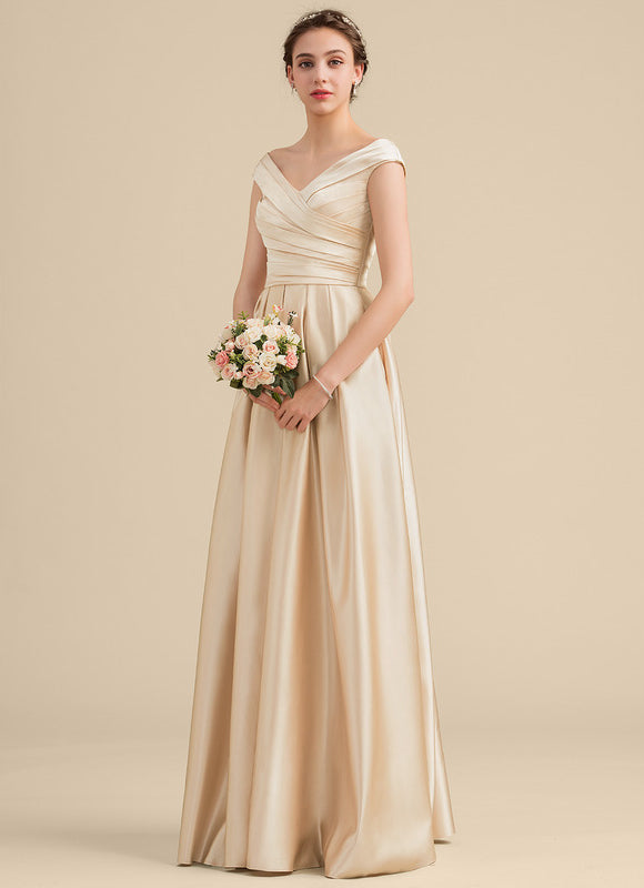 Robe Chic Satin Bordeaux Ajustée - gallery 3