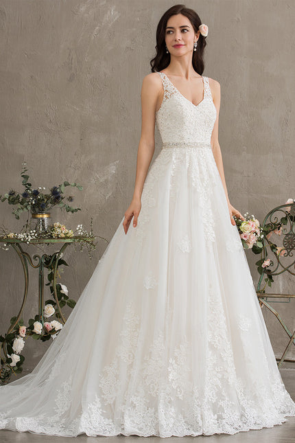 Robe Chic Blanche Traîne En Dentelle - gallery 4