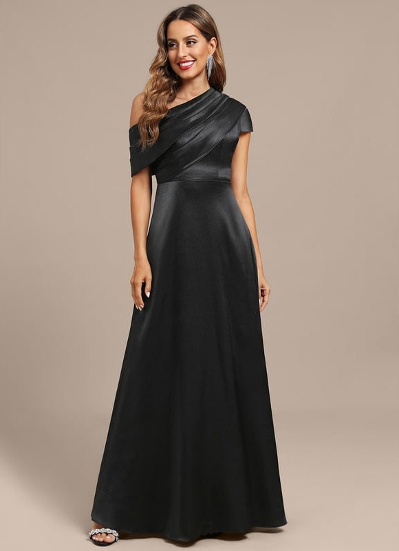 Robe Noir Chic - gallery 5