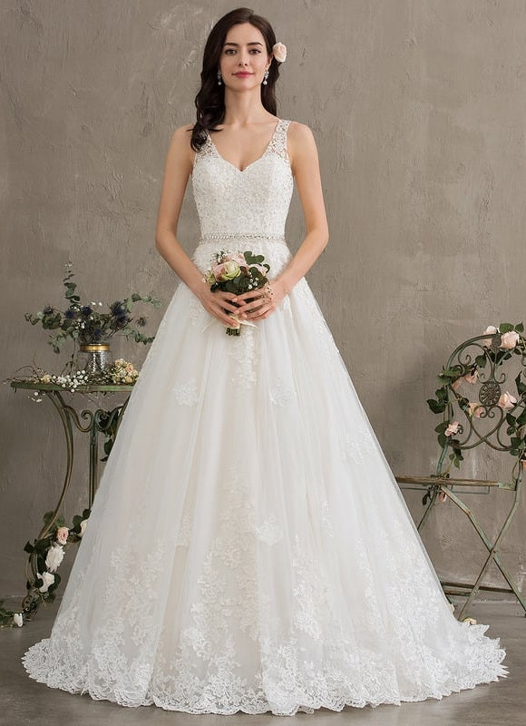 Robe Chic Blanche Traîne En Dentelle - gallery 1