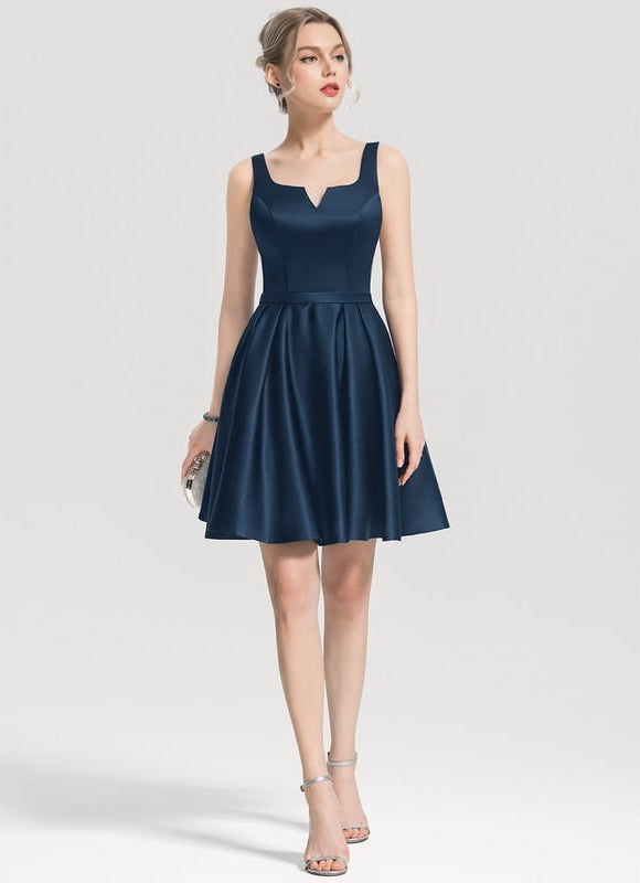 Robe Bleu Marine Chic Courte - gallery 3
