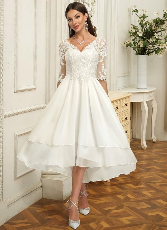 Robe Chic Blanche Dentelle Asymétrique