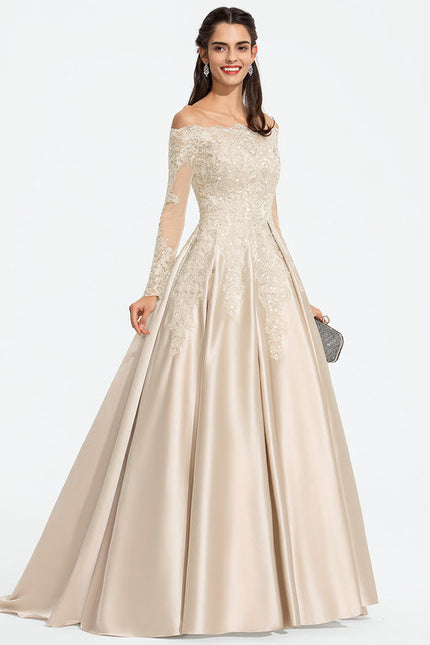 Robe Chic Nude Satin Traîne Bride - gallery 6