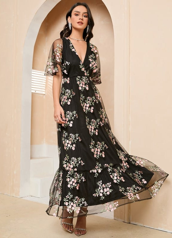 Robe Chic Fleur Noire Éthérée - gallery 2