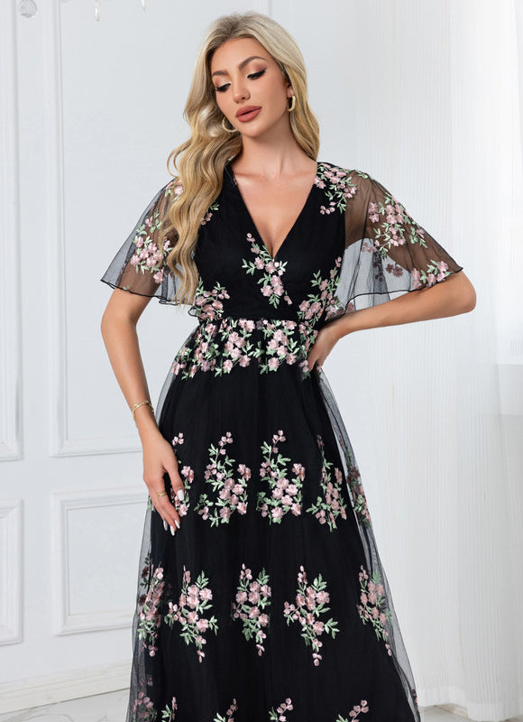 Robe Chic Brodée Élégante - gallery 2