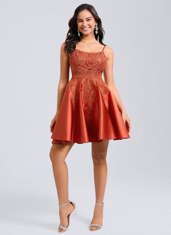 Robe Rouge Chic - gallery 3